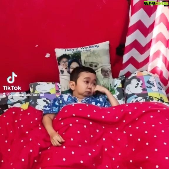 Daus Mini - 2.9K Likes - bosen neng umah...neng umah bosen