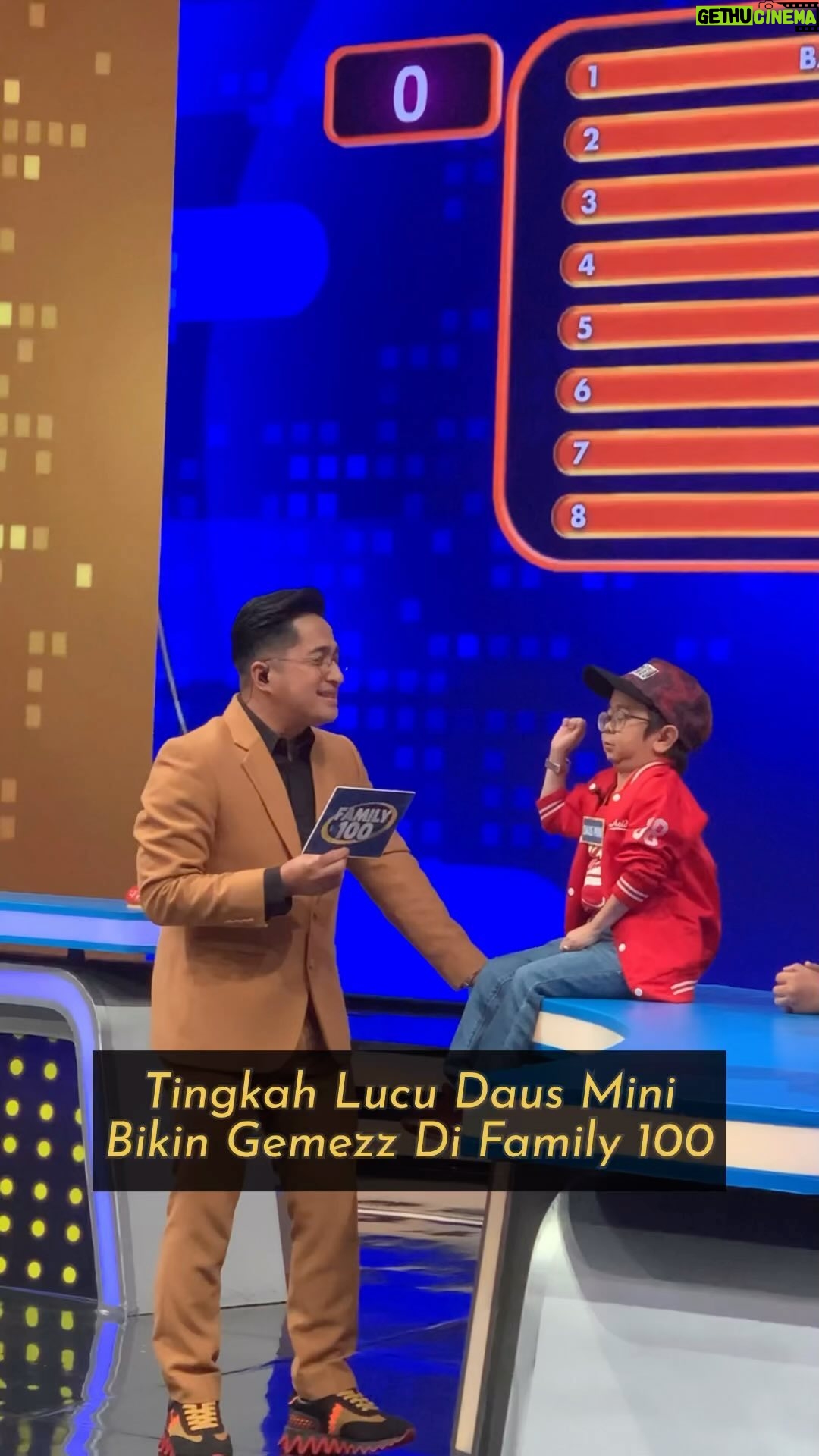 Daus Mini - 482 Likes - Duhh kak @dausminiasli lucunya bikin gemezzz bangett deh😅💙
@officialmnctv @fremantleid #Family100 #Family100ID #FamilyFeud #FamilyFeudID #SurveiMembuktikan