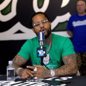 Dave East Instagram - @daveeast x @barsoni95 Freestyle out now (LINK IN BIO) APT 6E OUT ON DSPs.

@rollingjsworldwide