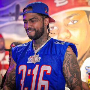 Dave East Instagram - A BLACC ROSE Out The Concrete PARANOIA Taught Me SURVIVAL. KARMA Always Around BELOVED. KAIRI CHANEL Made Me Get On My Bullshit. FORTUNE FAVORS THE BOLD!If They Did A 30 FOR 30 On Me I Would Have It Filmed In APT 6E Just FOR THE LOVE….HOW DID I GET HERE? I Told Niggas HATE ME NOW Watchin A HOFFA Documentary Writing The BOOK OF DAVID Life Is Ill 🎲🎲🎲