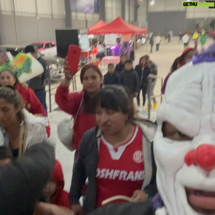 Dave The Clown - 377 Likes - Muchas gracias a esa porra incansable de Toluca por todo el apoyo y en ningún momento pararon de tocar , gracias gracias GRAN PORRA !!!! #tecargóelpayaso