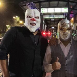 Dave The Clown Instagram - Tengo poco amigos en este medio , sin duda tú eres uno de ellos a los que puedo llamar amigo carnal y hermano , mi admiración para ti lo sabes , gracias por confiar en mí gracias por ser ejemplo y gracias por tu amistad!!! FELICIDADES por esos 20 años siendo la mera vena @caristico_official