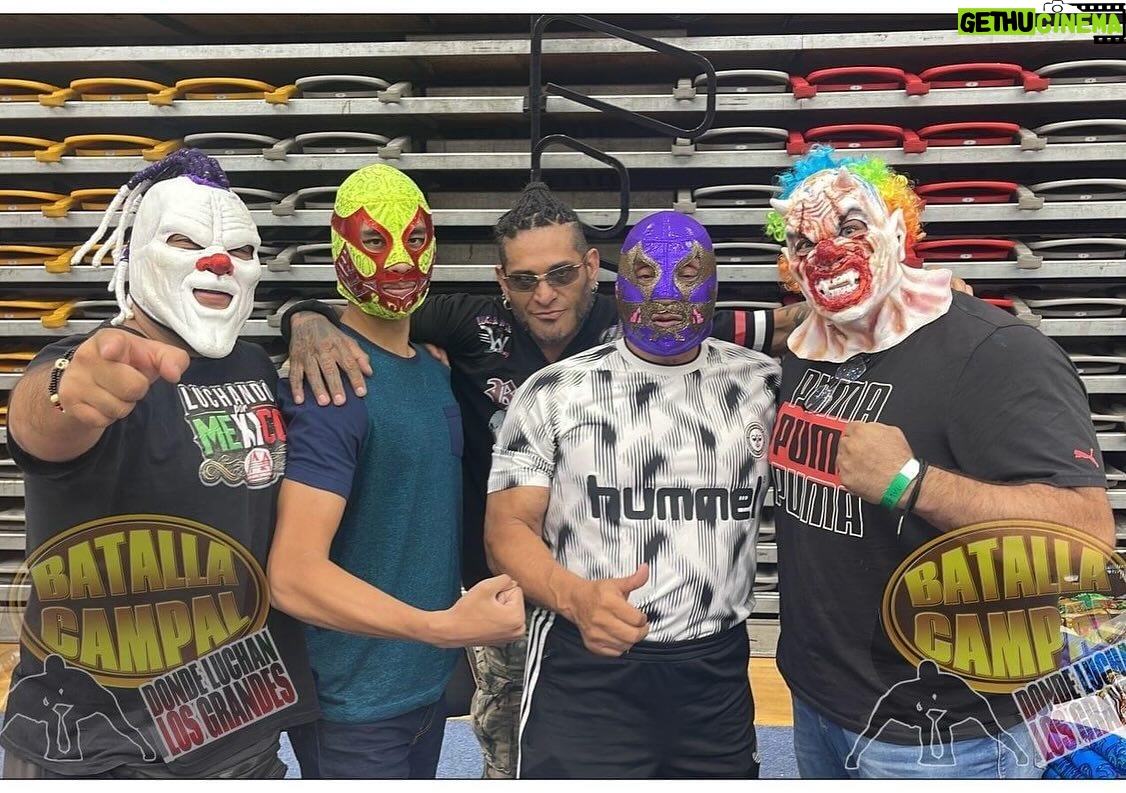 Dave The Clown - 347 Likes - Foto cara 😄 #tecargóelpayaso