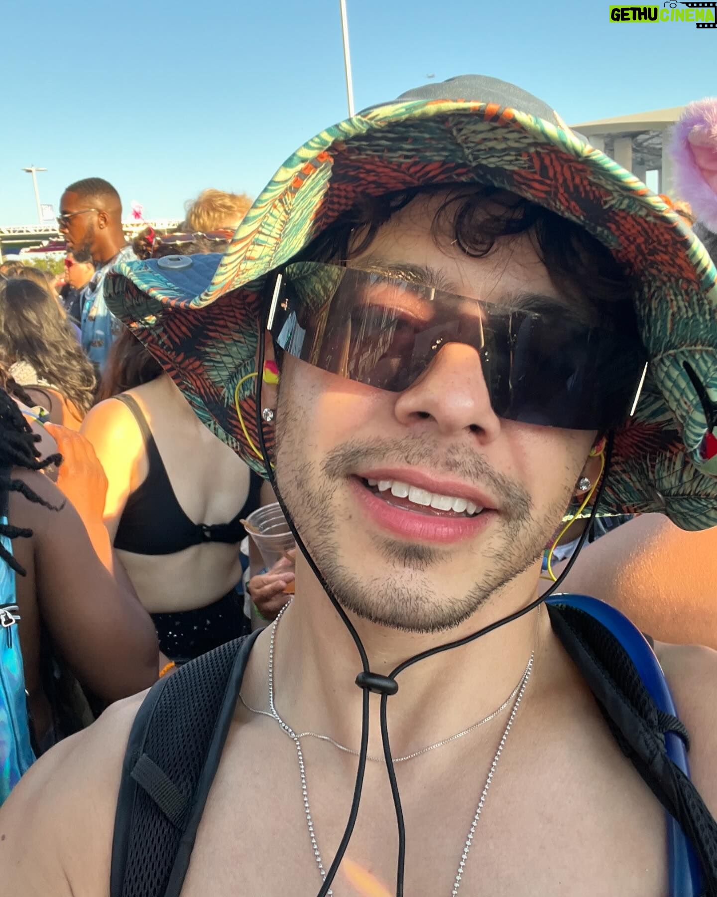 David Archuleta - 52.4K Likes - Hard Summer ‘24