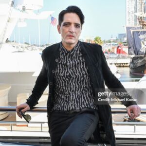 David Dastmalchian Instagram - Let the @comic_con begin. Hope to see you at the panels, signings &… surprises. 

(schedule for today/tomorrow in my stories.
