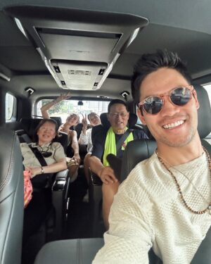 David Lim Instagram - Tokyo takeover with the fam! 😅✌🏽🎌 An unforgettable trip filled with laughs, love, and lots of sushi. 🎎❤️🍙🍣🍡 #tokyo #japan #familyvacation