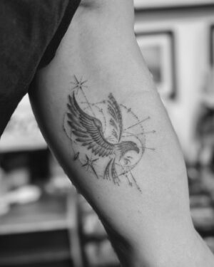 David Lim Instagram - Our SWAT eagle, reimagined by the master @_dr_woo_ 🦅✨🪐 

He took my idea and created something special, cooler than I ever imagined. It’s especially meaningful as we head into Season 8. 

An absolute honor, awesome dude, and amazing experience. Thank you for your incredible work, man! 🙏🏽