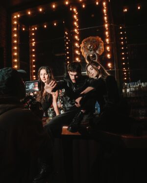 Dávid Miller Instagram - SZELLEM - PÉNTEK - 12.22.

📸 @solyomgillich