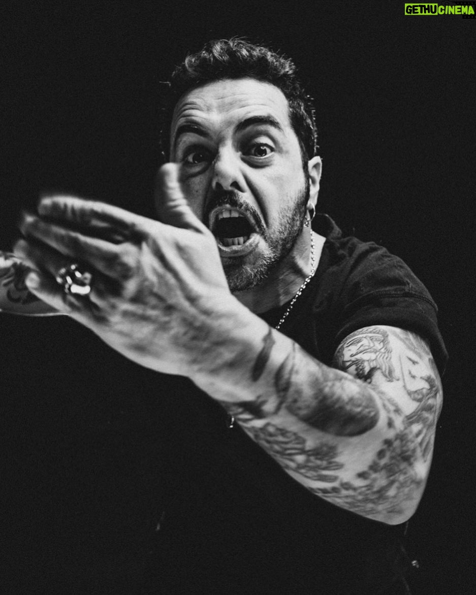 David Perdomo - 1.8K Likes - FOTĆN.
En todas sus acepciones.
Espero que el lunes les sonriese como un sƔbado por la tarde.
Salud!
š¤šš½
šø @danilopezmartin