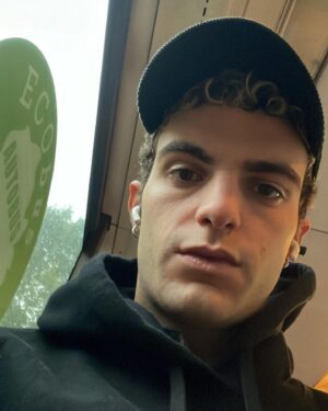 Davide Calgaro Instagram - A breve annunciazioni eclatanti.