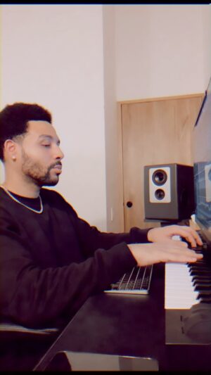 Dawin Instagram - Just wrote another one for one of my favorite artists…Me 🤣