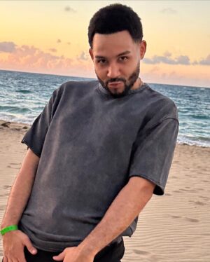 Dawin Instagram - Retired ☀️🏝️