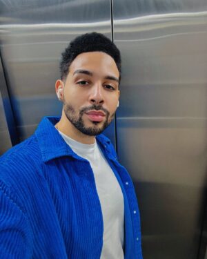 Dawin Instagram - I’m 10 different people 10 days a week 😩