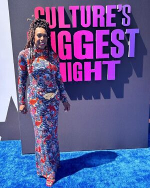 Dawnn Lewis Instagram - I had an amazing time last night at the @BETAwards! It was great being able to attend with my ADW family @therealdebbieallen, @iamcreesummer, @darrylmbell, @charlenebrown1, @kadeemhardison and his daughter Sophia. We had the honor of presenting the award for Best New Artist, congratulations @tyla. So great seeing so many of my friends including @kingofbingo and @erniehudsonofficial. It was such an amazing night, thank you @BET ❤️

Hair & Makeup: @therealsirtony 
Dress: @lsodesigns 
Accessories: @versace 

#betawards #adifferentworld #adwtour #bet #awardshow #friendship #anighttoremember #adifferentworldtour