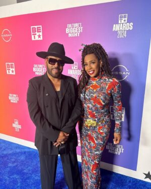 Dawnn Lewis Instagram - I had an amazing time last night at the @BETAwards! It was great being able to attend with my ADW family @therealdebbieallen, @iamcreesummer, @darrylmbell, @charlenebrown1, @kadeemhardison and his daughter Sophia. We had the honor of presenting the award for Best New Artist, congratulations @tyla. So great seeing so many of my friends including @kingofbingo and @erniehudsonofficial. It was such an amazing night, thank you @BET ❤️

Hair & Makeup: @therealsirtony 
Dress: @lsodesigns 
Accessories: @versace 

#betawards #adifferentworld #adwtour #bet #awardshow #friendship #anighttoremember #adifferentworldtour