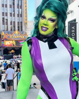 Dax ExclamationPoint Instagram - well obviously I had a FANTASTIC time at the @shehulkofficial premiere!!! I seriously wish I could tell you EVERYRHING about the show but I’m not a monster so I won’t. All I will say is GET ready!!!! I absolutely loved it! Thanks to @marvelstudios for having me! And thanks to @sinagrace for being my plus one as well as letting me take over his entire apartment for a week! 💚💚💚💚💚💚