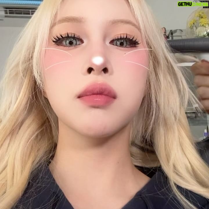 Dayoung - 26.2K Likes - @ssin000000 대다네 놀라워요
