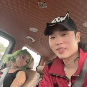 Dbo Instagram - 요즘 힙합 씬에서 20만 뷰라니 대박!!👽너네가 최고야 고마워!! 우리의 진심 담긴 랩으로 이만큼 모았다는 게 자부심을 갖게 돼 😤😤 열심히 해서 얻은 결과라 나한텐 200만 뷰 값어치야! 꿈을 향해 열정적으로 나아가면 작아 보이는 성과도 큰 의미가 돼🍀 모두가 자신의 길을 걷길 바래!! 너도 할수 있어! 🫶🫶🫶

200k views in Korea’s hip hop scene, that’s huge!! 👽 You guys are the best, thank you!! I’m so proud that our heartfelt rap has gathered this many views 😤😤 It’s a result of our hard work, so to me, it’s worth 2million views! If you passionately pursue your dreams, even small achievements can have great meaning 👊 I hope everyone walks their own path, let’s go! 🫶🫶🫶