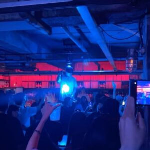 Dbo Instagram - 어젯밤 바이브 🛸 Last night in Iteawon