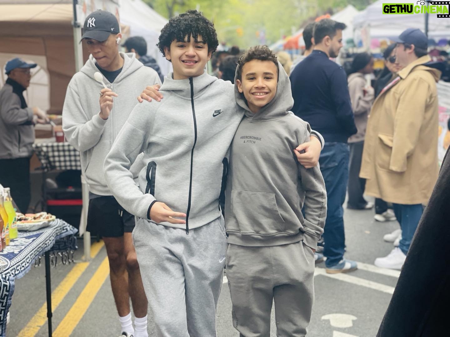 Dean Scott Vazquez - 2K Likes - @masonavazquez