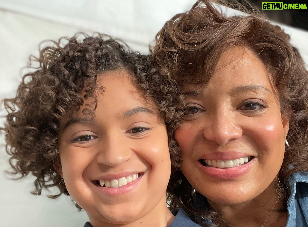 Dean Scott Vazquez - 0.9K Likes - hey momma.. grateful for u #FAMformer momma.. ❤️u #transformers #transformersmovie #riseofthebeasts @transformersmovie