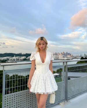 Debbie Tan Instagram - never knew this spot existed! Do you know where this is at? 🤍