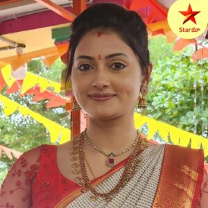 Debjani Modak Instagram - How do you like Satya’s Bonalu look?? Gear up for some exciting upcoming episodes.. 
#Satyabhama #Starmaa #Starmaaserials