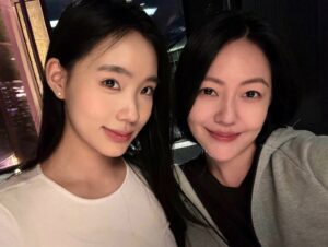 Dee Hsu Instagram - 難得約到林志玲的女兒吃飯❤️很有家教、本人超美的😆