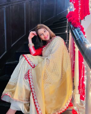 Deepali Pansare Instagram - ✨✨✨

[jhanak , mrinalini , starplus, bengali, saree ]
