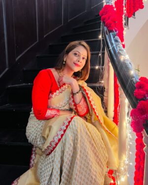 Deepali Pansare Instagram - ✨✨✨

[jhanak , mrinalini , starplus, bengali, saree ]