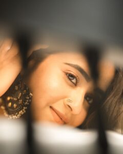 Actress Deepthi Sunaina HD Instagram Photos and Wallpapers July 2024