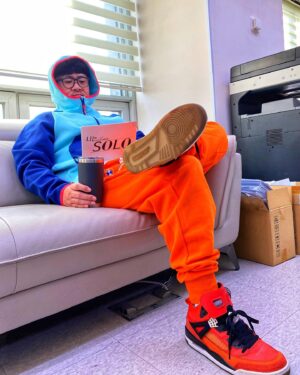 Defconn Instagram - 2023 새해 복 많이 받으세요!
올 한해도 많은 사랑 부탁드립니다🙏
