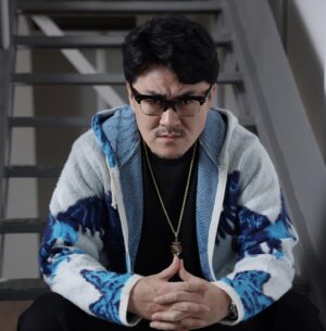 Defconn Instagram - 새해를 기다리며 
내년엔 좀 더 다양하고 멋지게 살겠다
#굿바이2022