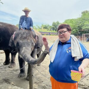 Dekakin Instagram - 今日はゾウさんと撮影してきました🐘✨笑

#市原ぞうの国