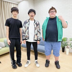 Dekakin Instagram - M-1の二回戦突破に向けてNON STYLE石田さんに漫才のダメ出しをして頂きました!!!

最後まで諦めず頑張ります!!!💪