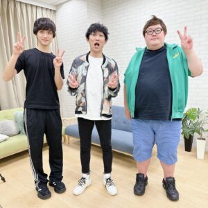 Dekakin Instagram - M-1の二回戦突破に向けてNON STYLE石田さんに漫才のダメ出しをして頂きました!!!

最後まで諦めず頑張ります!!!💪