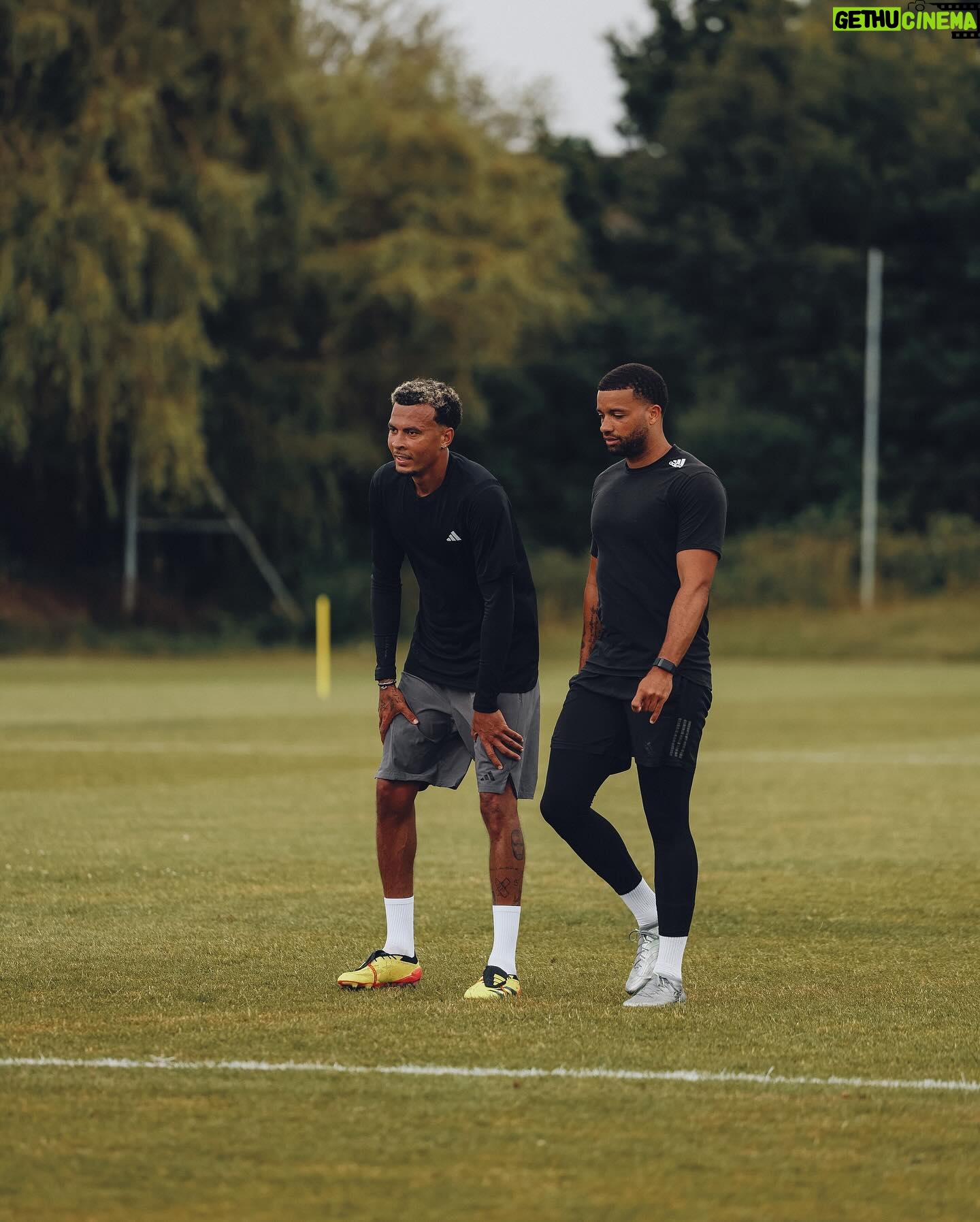 Dele Alli - 461.2K Likes - ’𝐍𝐨𝐭𝐡𝐢𝐧𝐠 𝐜𝐡𝐚𝐧𝐠𝐞𝐬 𝐢𝐟 𝐍𝐨𝐭𝐡𝐢𝐧𝐠 𝐜𝐡𝐚𝐧𝐠𝐞𝐬!’ 𝐖𝐄 𝐂𝐎𝐎𝐊𝐈𝐍𝐆 👨🏽🍳💜💫