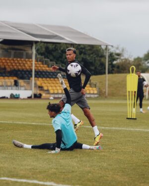 Dele Alli Instagram - ’𝐍𝐨𝐭𝐡𝐢𝐧𝐠 𝐜𝐡𝐚𝐧𝐠𝐞𝐬 𝐢𝐟 𝐍𝐨𝐭𝐡𝐢𝐧𝐠 𝐜𝐡𝐚𝐧𝐠𝐞𝐬!’ 𝐖𝐄 𝐂𝐎𝐎𝐊𝐈𝐍𝐆 👨🏽‍🍳💜💫