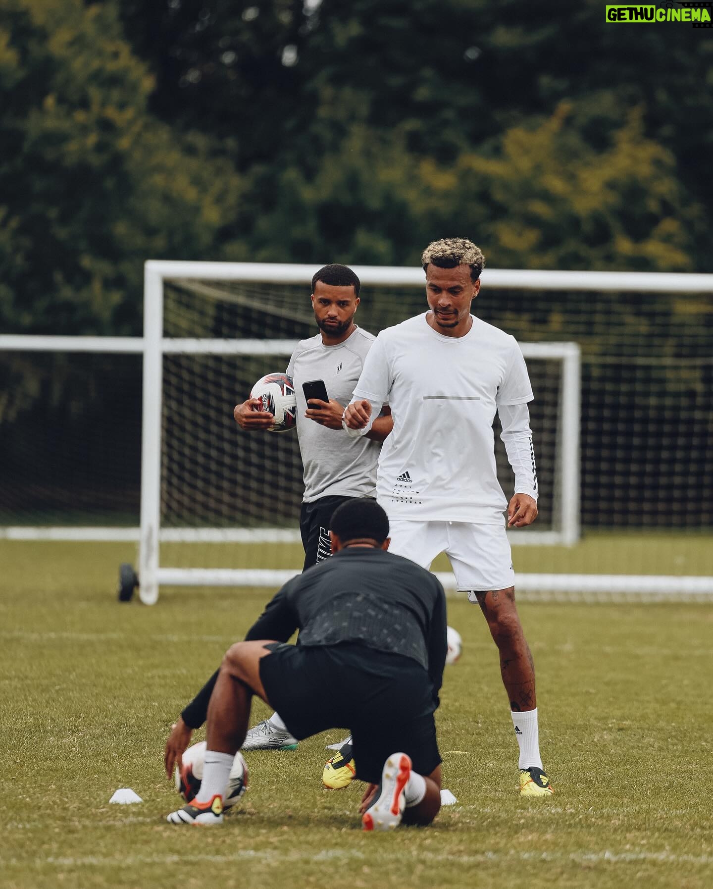 Dele Alli - 461.2K Likes - ’𝐍𝐨𝐭𝐡𝐢𝐧𝐠 𝐜𝐡𝐚𝐧𝐠𝐞𝐬 𝐢𝐟 𝐍𝐨𝐭𝐡𝐢𝐧𝐠 𝐜𝐡𝐚𝐧𝐠𝐞𝐬!’ 𝐖𝐄 𝐂𝐎𝐎𝐊𝐈𝐍𝐆 👨🏽🍳💜💫