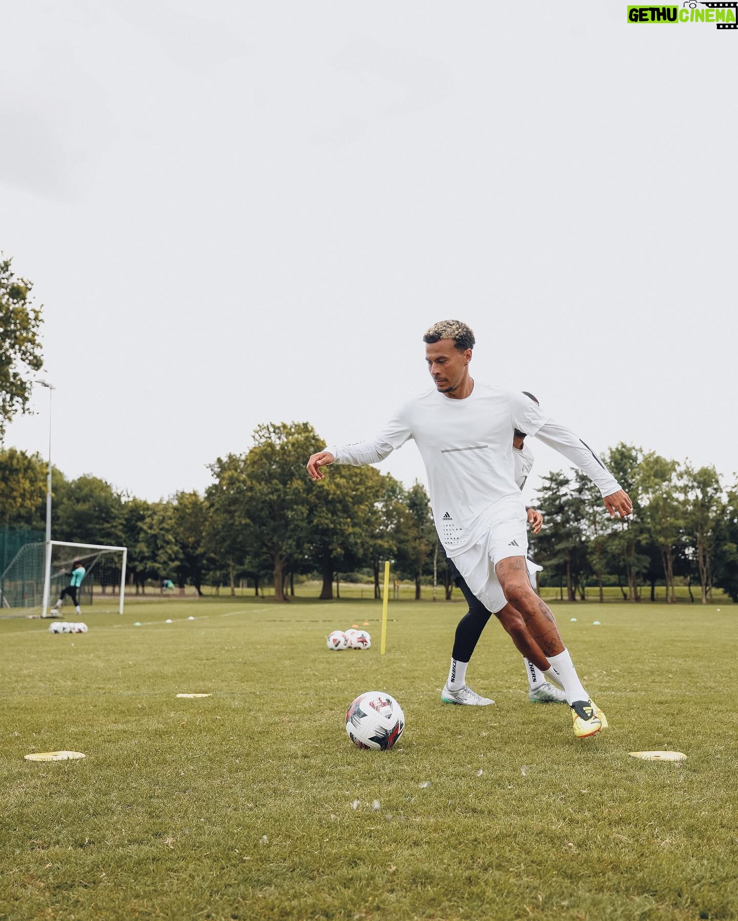 Dele Alli - 461.2K Likes - ’𝐍𝐨𝐭𝐡𝐢𝐧𝐠 𝐜𝐡𝐚𝐧𝐠𝐞𝐬 𝐢𝐟 𝐍𝐨𝐭𝐡𝐢𝐧𝐠 𝐜𝐡𝐚𝐧𝐠𝐞𝐬!’ 𝐖𝐄 𝐂𝐎𝐎𝐊𝐈𝐍𝐆 👨🏽🍳💜💫