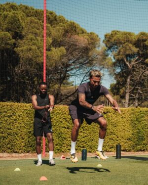 Dele Alli Instagram - ’𝐍𝐨𝐭𝐡𝐢𝐧𝐠 𝐜𝐡𝐚𝐧𝐠𝐞𝐬 𝐢𝐟 𝐍𝐨𝐭𝐡𝐢𝐧𝐠 𝐜𝐡𝐚𝐧𝐠𝐞𝐬!’ 𝐖𝐄 𝐂𝐎𝐎𝐊𝐈𝐍𝐆 👨🏽‍🍳💜💫