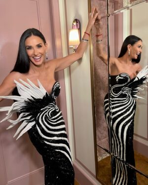 Demi Moore Instagram - @feudfx premiere ready, courtesy of @bradgoreski @kristoferbuckle @djquintero. It was only fitting I wore this stunning @balmain dress 🦢