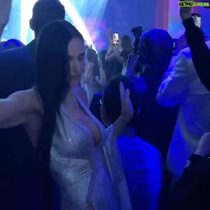 Demi Moore - 267.1K Likes - Quick outfit change for the main event! Huge thank you to @dundasworld for the custom gown. And of course, thank you to @amfar. We sang and danced the night away - incorrect lyrics and all 😂🎤💃🏻