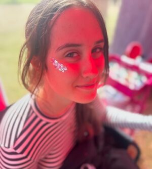 Denise Van Outen Instagram - @happyplaceofficial FESTIVAL Chiswick🌞DJset 🎧
Love this wellness festival created by @fearnecotton and her team. Lovely day with lovely people ❤️. If you’re lucky enough to go tomorrow you’ll love it! 
Check out @circussigns (one of my favourite stalls 🎪 )