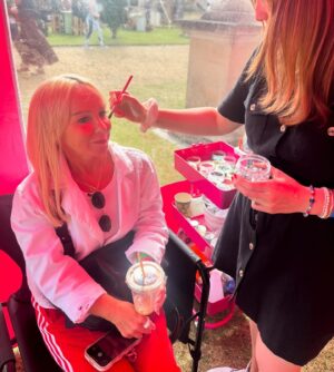 Denise Van Outen Instagram - @happyplaceofficial FESTIVAL Chiswick🌞DJset 🎧
Love this wellness festival created by @fearnecotton and her team. Lovely day with lovely people ❤️. If you’re lucky enough to go tomorrow you’ll love it! 
Check out @circussigns (one of my favourite stalls 🎪 )