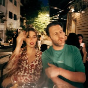 Deniz Işın Instagram - Tanrı misafirleri.