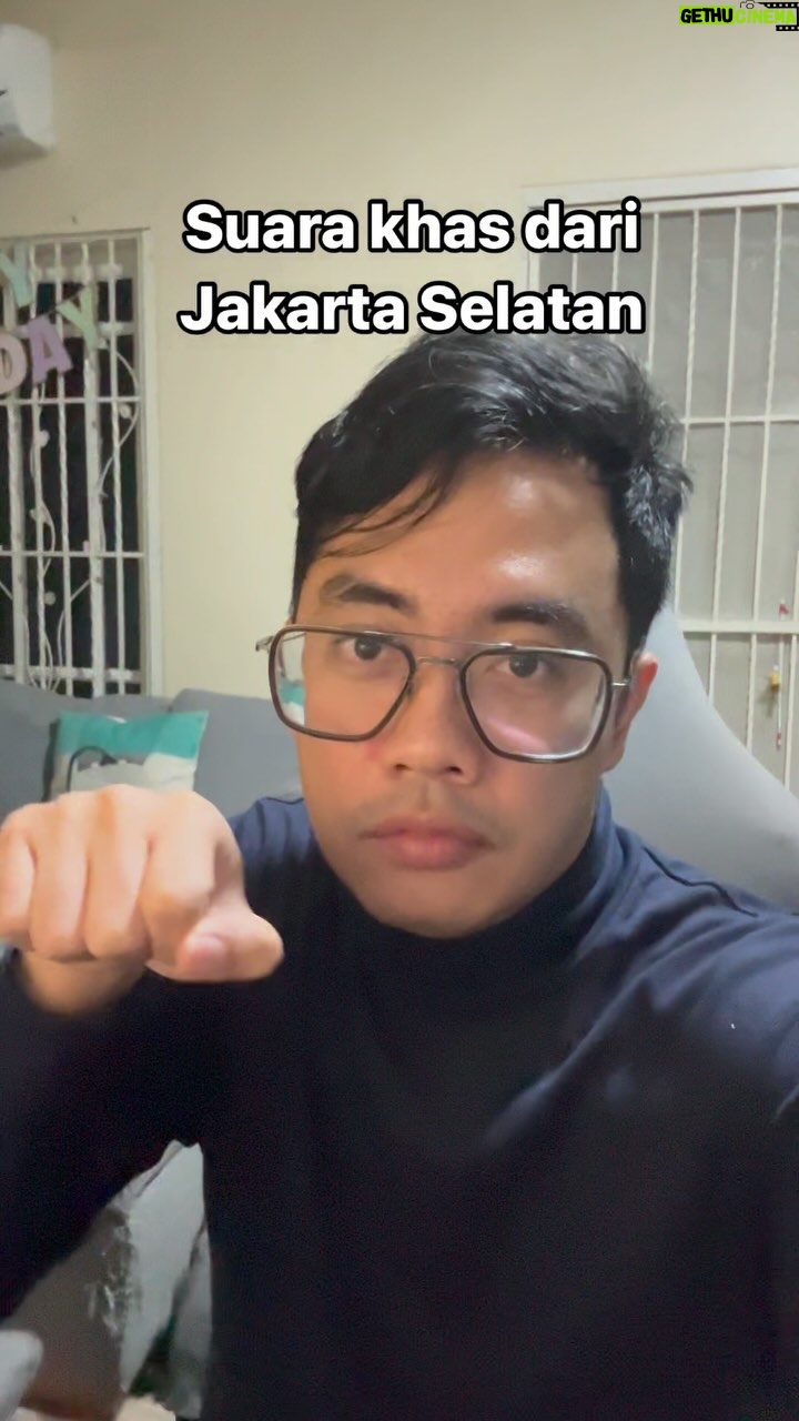 Dennis Adishwara - 359 Likes - ASMR suara khas dari Jakarta Selatan
