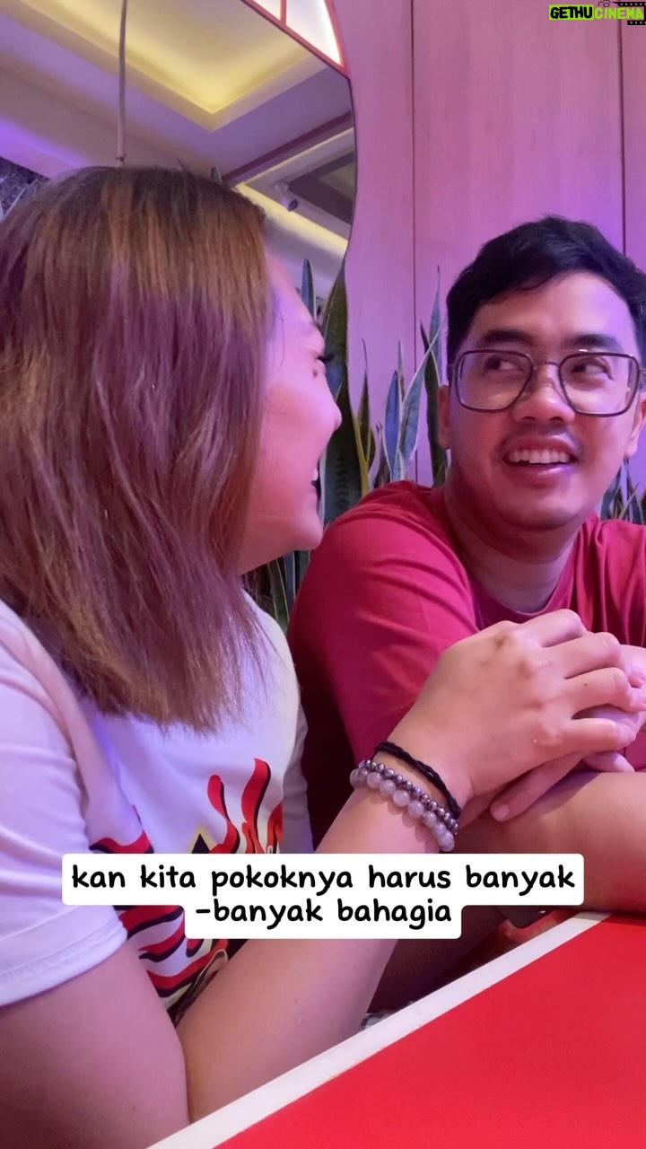 Dennis Adishwara - 222 Likes - Ceritanya pas pacaran, iyaa dulu punya dunia sendiri, perjalanan percintaan wibu saat itu #pejuangduagarisbiru❤️ #pejuangduagarisbiru❤️