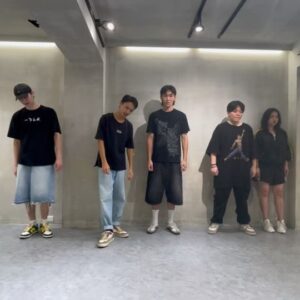 Derek Chang Instagram - -

少就是多
沒事就是好事