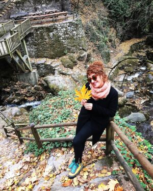 Derya Karadaş Instagram - Asos'ta sonbahar🍂 
Foto👉🏻 @gulhantekin